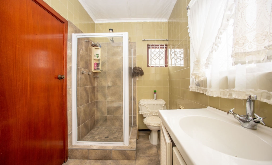 4 Bedroom Property for Sale in Braelyn Eastern Cape